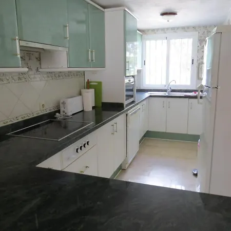 Benavista - 2 Bed Town House With Pool Vakantiehuis *